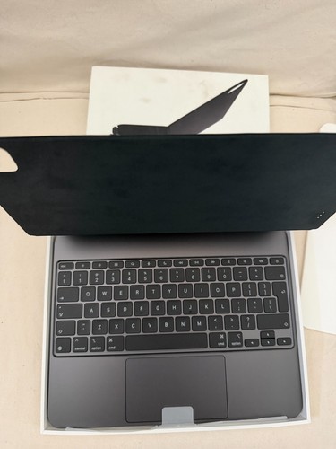 Magic keyboard qwerty - qwerty, ipad