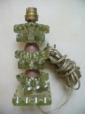 Ancien pied de lampe luminaire en verre biseauté de 21,3 cm