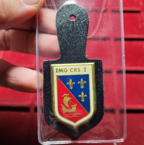 128 pucelle insigne - ~, /