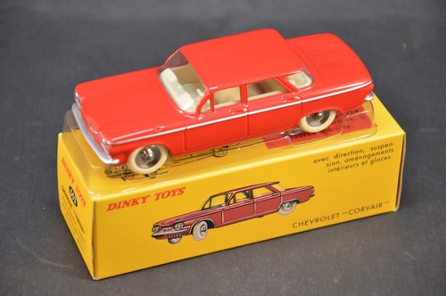 Chevrolet corvair dinky - 1/43,