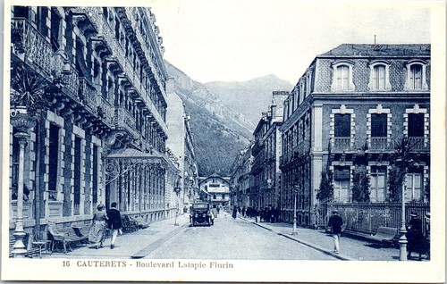 Cauterets boulevard - 65,