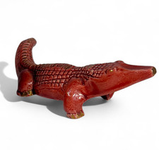 Crocodile faience signé Les