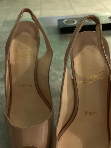 Chaussure beige louboutin - chaussure,