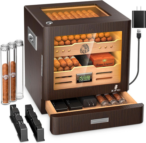 Premium cedar cigar - cigar, humidor