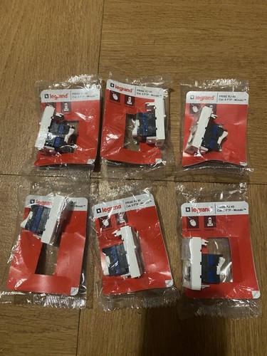 Prise rj45 legrand mosaic - -,