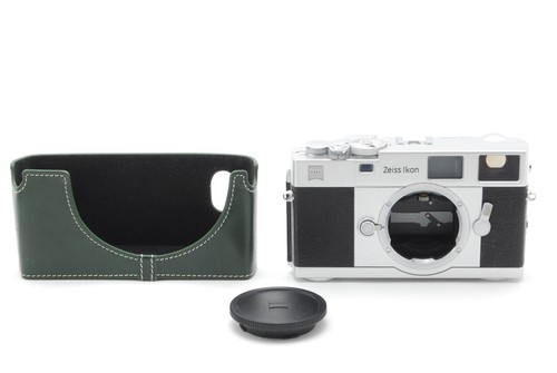 Mint case zeiss ikon - w/case],