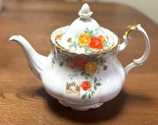 Théière Royal Albert Pacific Rose du Japon