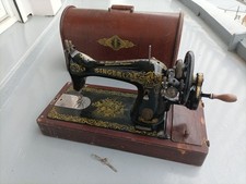 Machine à coudre SINGER 28K à manivelle – vers 1919 – fabrication anglaise –