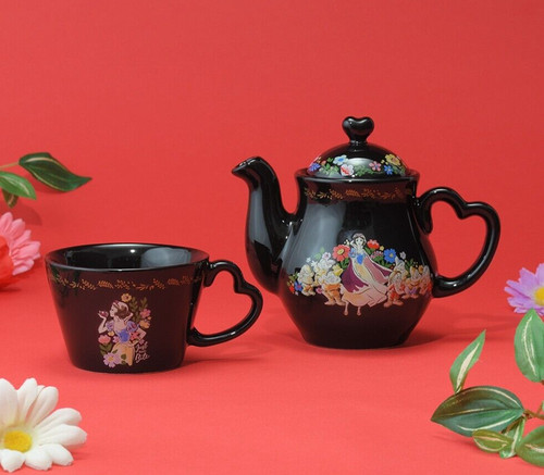 Ensemble théière tasse - et,