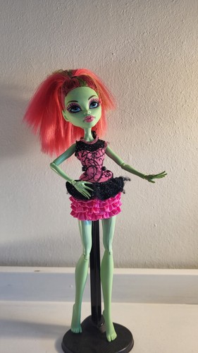 Venus mcflytrap ghouls - ghouls, night