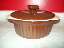 GOOD COOKS OVEN FRESH ROUND COVERED BROWN 1.5 QT CASSEROLE