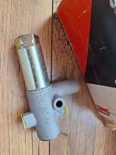 Correcteur de freinage Peugeot 104 coupé ZL - ZA  - Bendix 631298