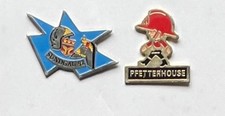 lot de 2 pin's pompiers alsace : sundgau 92, pfetterhouse