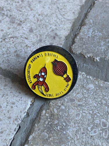 Pin école jules - pin’s, verne