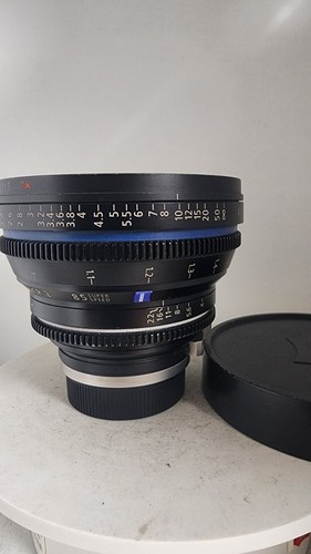 Zeiss compact prime 85 - compact,