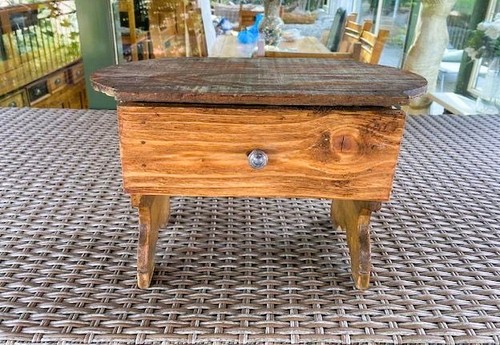 Ancien marche pied - en, bois