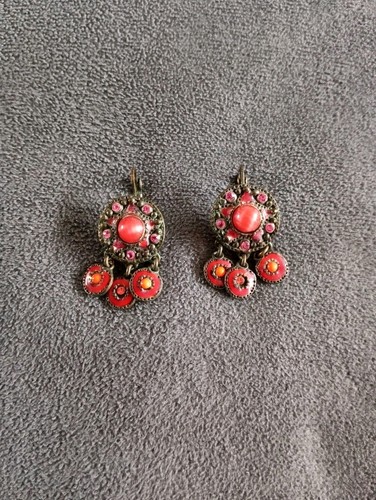 Boucle oreille signé taratata - oreille,