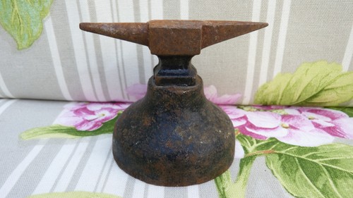 Ancienne petite enclume - enclume, de