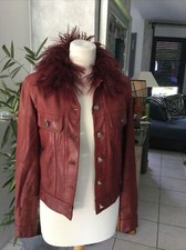 Blouson veste en cuir rouge