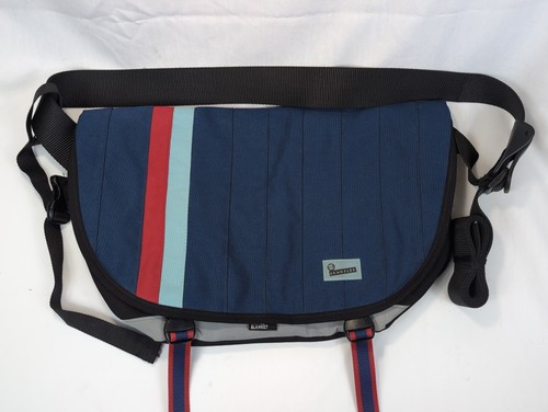 Crumpler the barney rustle - crumpler,