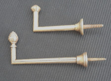 2 ANCIENS CROCHETS EN BRONZE