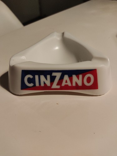 Cendrier cinzano triangle - cendrier,
