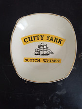 CENDRIER COUPELLE PUBLICITAIRE CUTTY SARK WHISKY EN CERAMIQUE WADE REGICOR