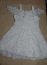Robe blanche en dentelle à bretelles fête cérémonique mariage  fille 2-3 ans TBE