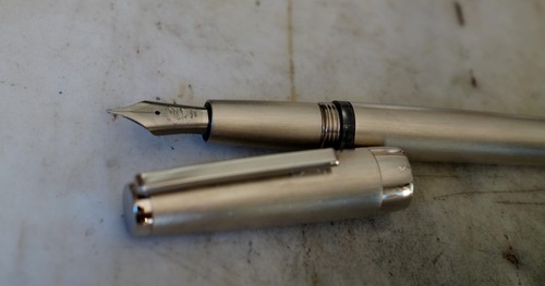 Magnifique stylo plume jacques - magnifique,