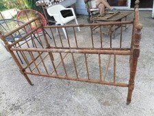 Lit  Bebe 1900 Bois Tourne   Barreaux Roulettes 