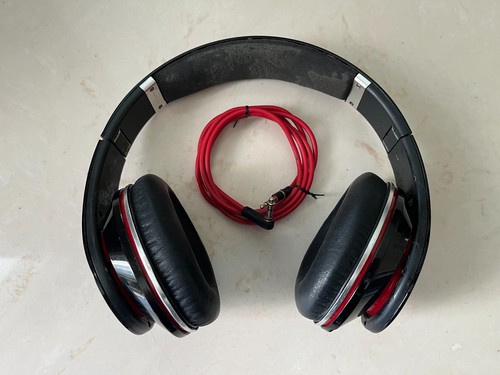 Monster beats dre - by, dr.
