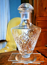 SAINT-LOUIS — Carafe à vin