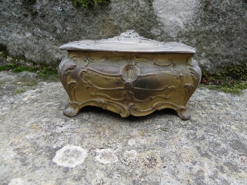 Boîte bijoux métal - en,