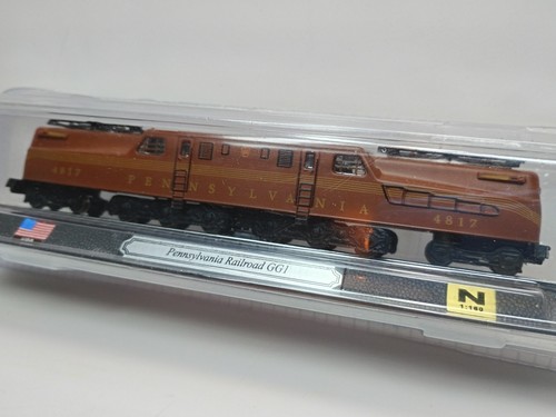 Pennsylvania train 4817 gg1 - 4817,