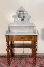 Table de toilette époque Napoléon III en noyer et marbre