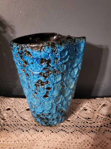 Vase ecume mer fait - de,