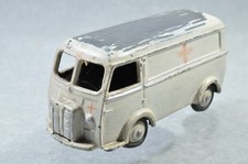 BK377 Dinky Toys France #25B Peugeot D3A Fourgonnette R/-