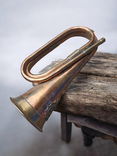 Ancien clairon militaire