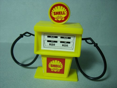 Garage pompe a essence - 1/43,