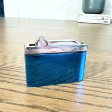 Rare Briquet Feudor bleu
