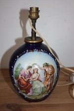 Pied de Lampe Porcelaine bleue de Limoges décor renaissance émaillé