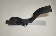 1590065J10 pédale d