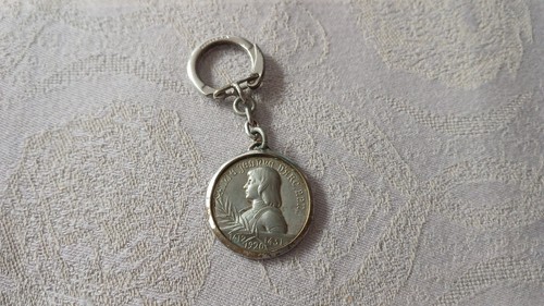 Porte clefs sainte jeanne - sainte,