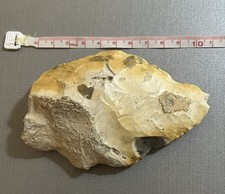 Silex préhistorique taillé