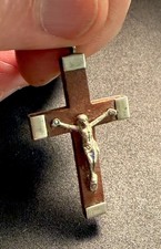 pendentif croix crucifix Jesus christ religion 