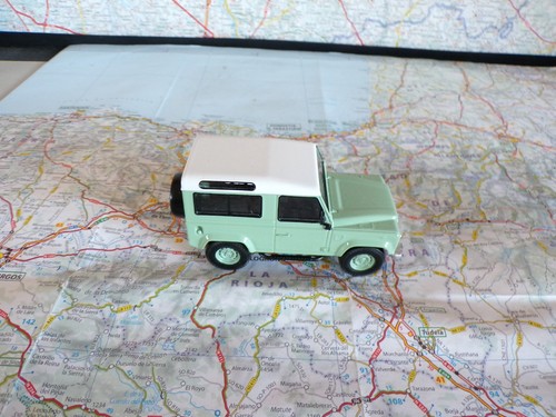 Land rover defender vert - land,