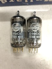 Paire de broches dorées