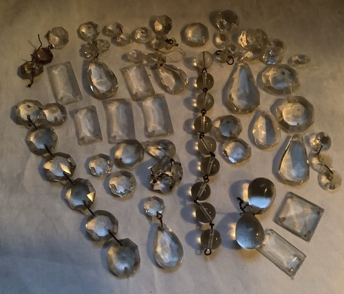 Perles divers pour lustre à - ,
