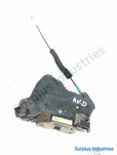 SERRURE DE PORTE AVANT DROITE TOYOTA LAND CRUISER 4 J120 6903033272 / NE 10050