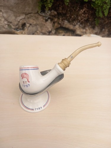 Belle pipe porcelaine - pipe, avec